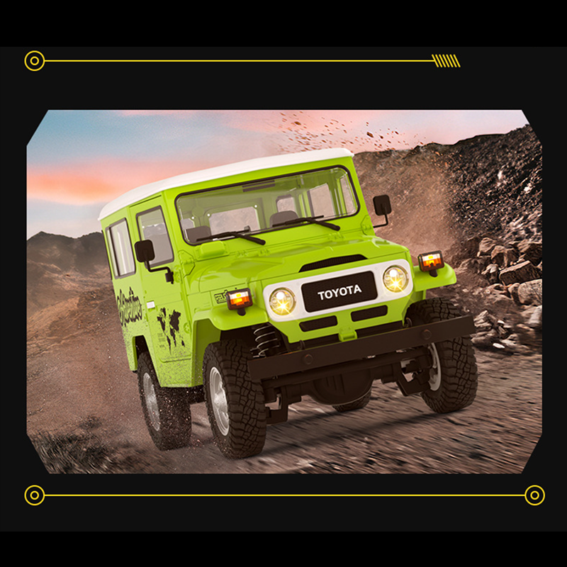 1/16 FJ40 Electric Climbing Car with Lighting and Sound Effects - SGY24