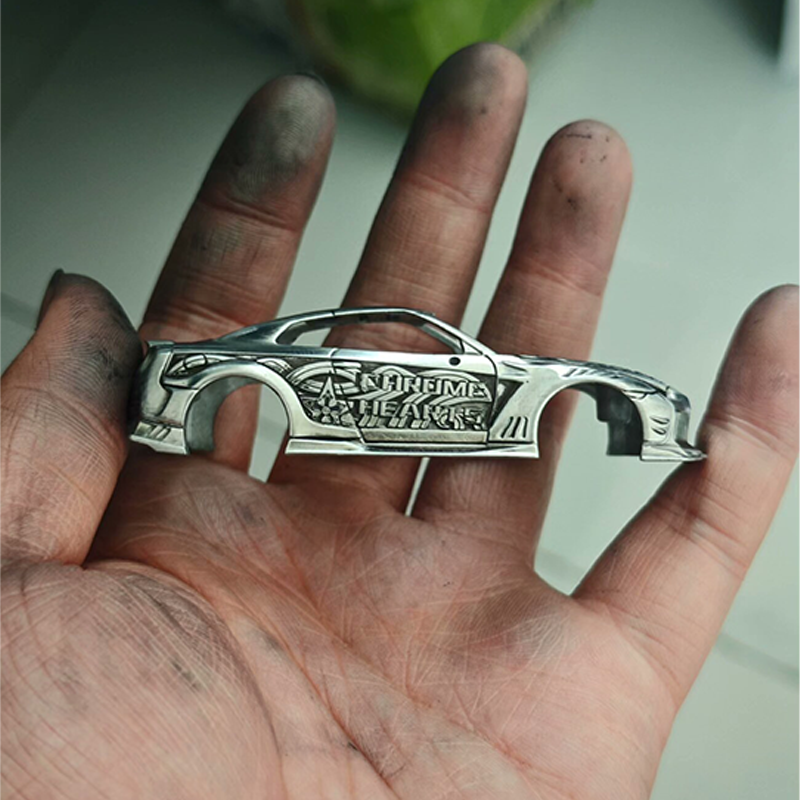 1:64 GTR R35 TOP SECRET Car Model - YT11