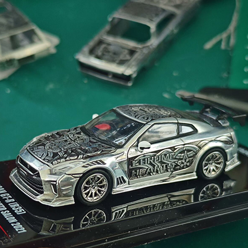 1:64 GTR R35 TOP SECRET Car Model - YT11