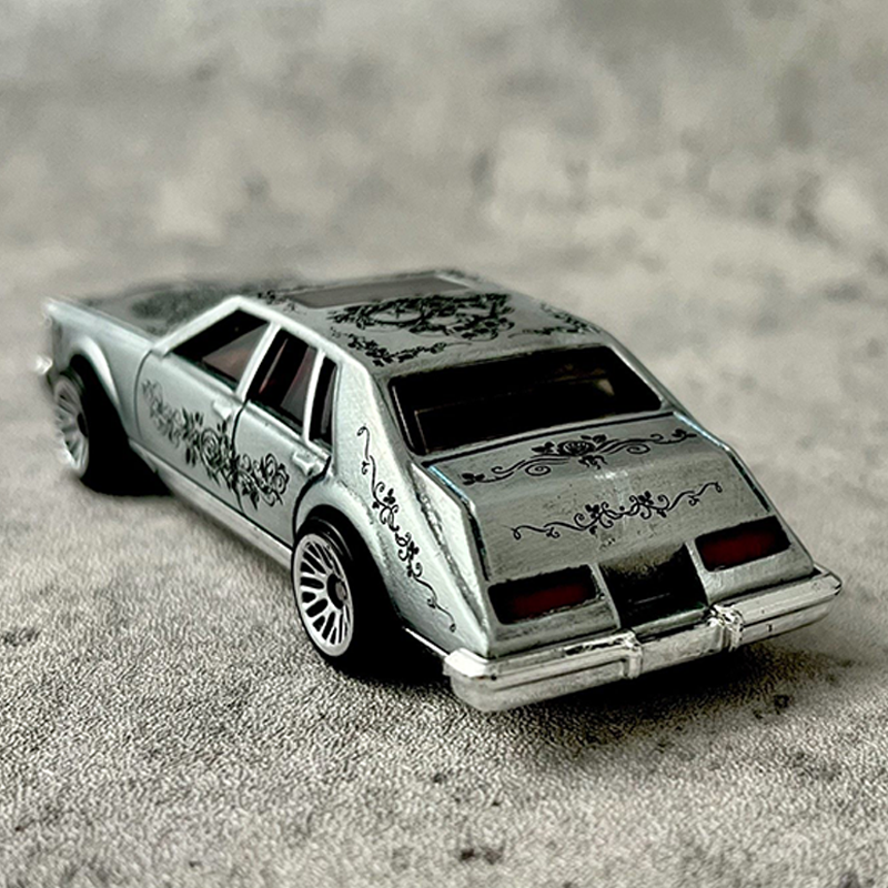 1:64 Cadillac classic car Model - YT22