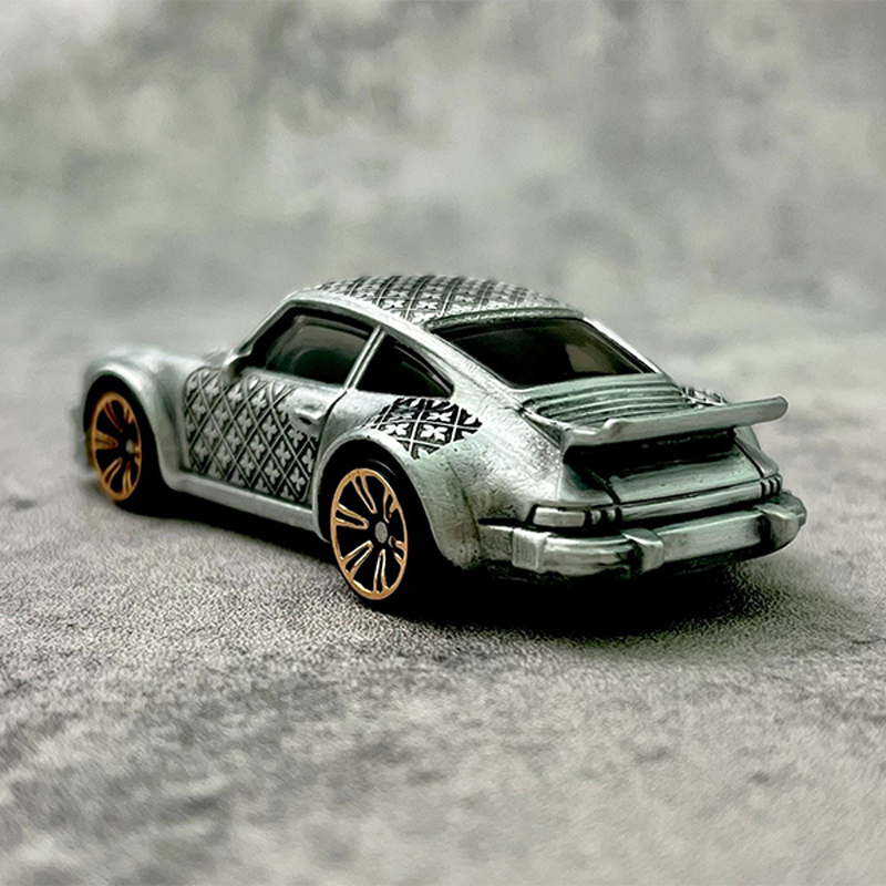 1:64 Porsche 911 934 RSR car Model - YT24